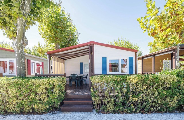 Bungalow 'D' con piscina privada, terraza privada y Wi-Fi