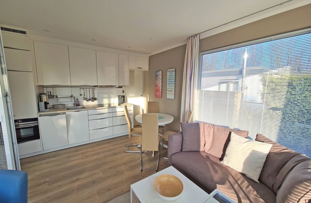 Bungalow for 5 guests with 60m² in Lensterstrand (147391)