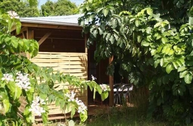 Bungalow HabitationFrançois, isla de Martinica de serenidad en la flor