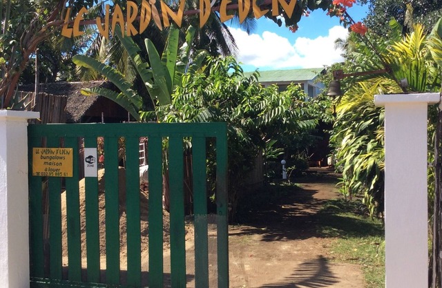 Bungalows del jardín del Edén