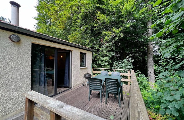 Bungalow en Virton junto al lago Rabais