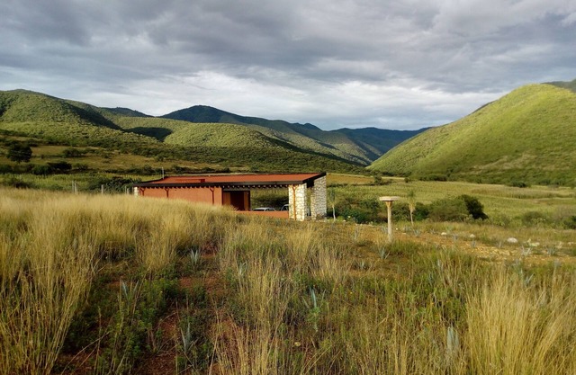 Bungalow al pie de la montaña 1