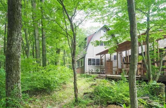 Bungalow nestled in the forest with a spacious co - escape / Nasu-gun Tochigi