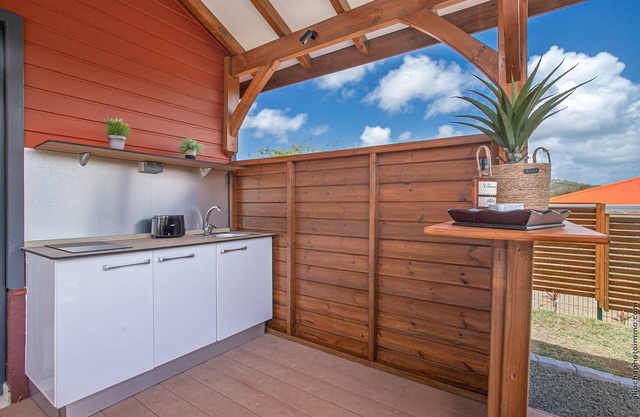 Bungalow POM1, piscine privée