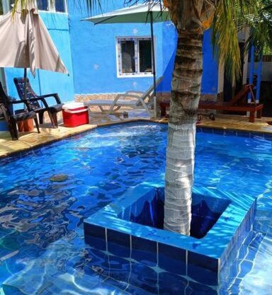 Bungalow Vitral comedor,cocina equipada y piscina