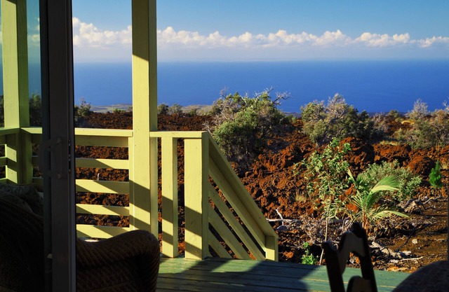 Bungalow con espectacular vista al mar desde lanai y jacuzzi privado