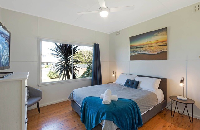 Bungo Beach House: 4 bedroom pet friendly