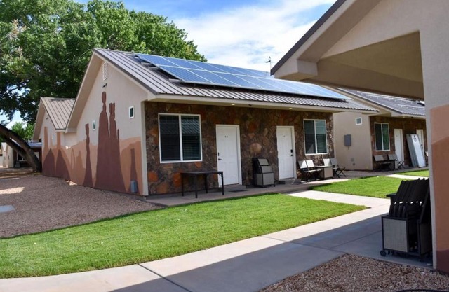 Bunkhouse 7A With Shady Trees