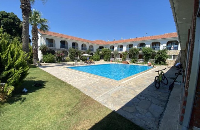 BURÇ HOTEL