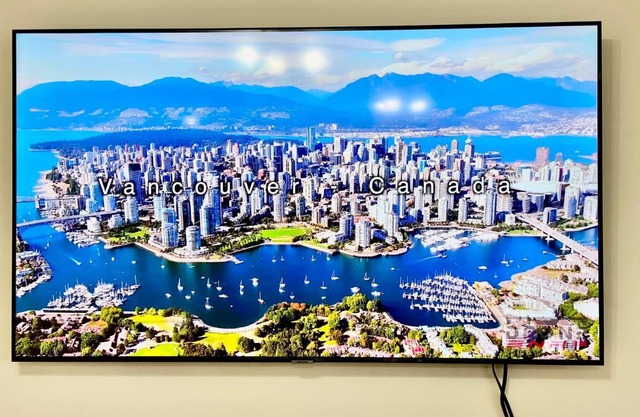 Burnaby Metrotown Cozy 3 Bedroom Suite