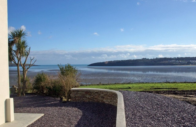 Burren Farmhouse - Four Bedroom House, Sleeps 8
