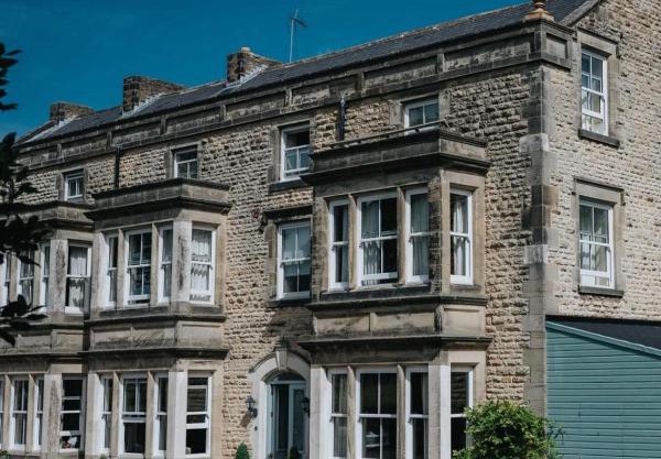 Burythorpe House