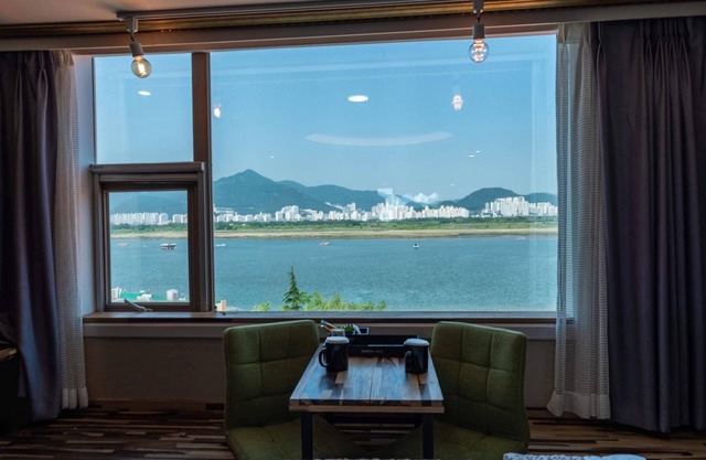 Busan Myeongji Martin