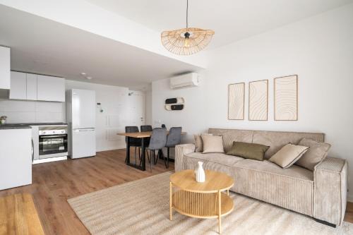 Business Suite con Garaje y Piscina Climatizada ALQUILER TEMPORAL