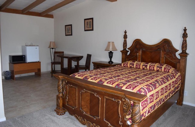 BUTTERFIELD STAGE MOTEL