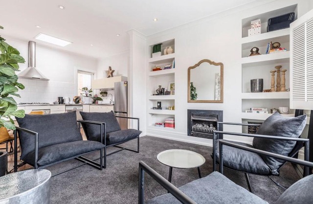 By the Bay Elegance - Brighton Living