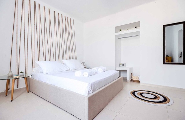 By Whitelist Mykonos