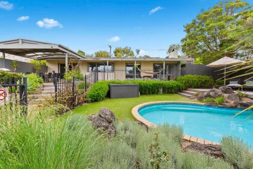 BYANDA MOUNT MARTHA