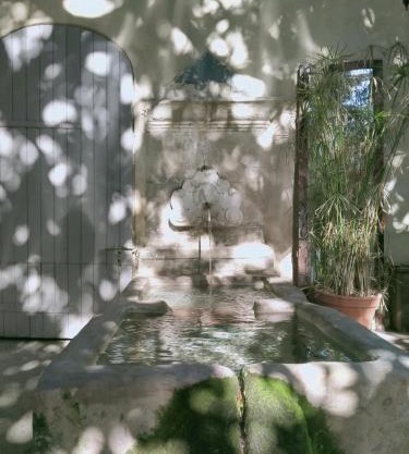 Côté fontaine
