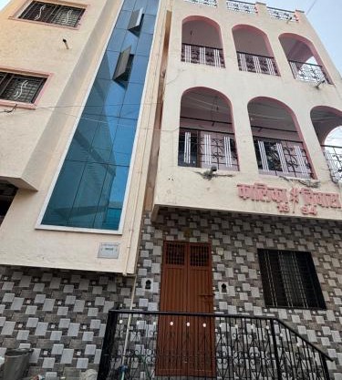 C R Vedpathak Homestay