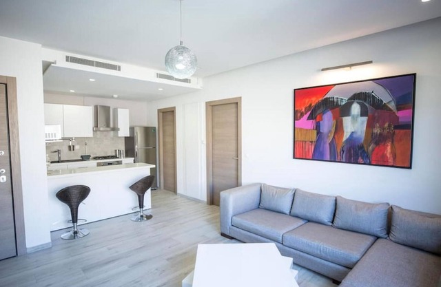C13 · Residence Malaga:Cosy and spacious 1bd in La Marsa