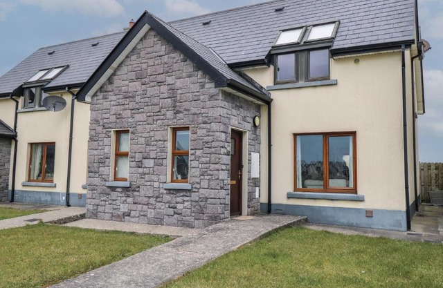 C65 Cahermore Holiday Village