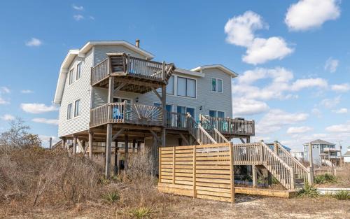 C9083 Cavallo Dunes - Oceanfront, 3 Bedrooms, Hot Tub, Pets OK, 4x4 Area