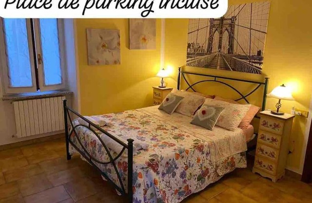 Ca Lina Lecco spacious apartment with parking space