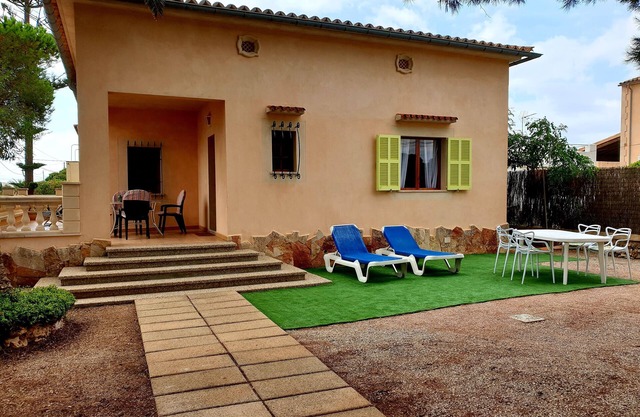 "Ca na Carme", acogedora casa CERCA DEL MAR