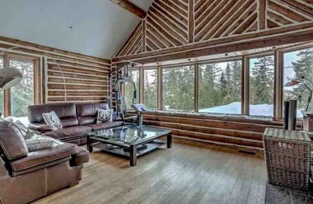 Unique log cabin