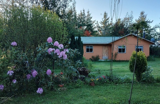 Cabaña campestre para descansar en familia, amplios espacios en la naturaleza