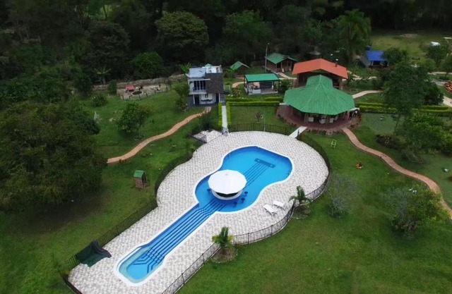 Cabaña la guitarra