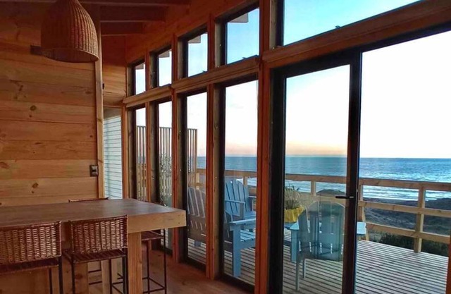 Cabaña Orca Lodge Sur frente al mar en Curanipe, Desconéctate para reconectar