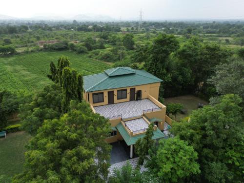 CABANA- 5 BHK Luxury Villa near Udaipur