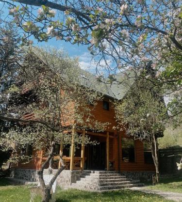 Cabana Bistra