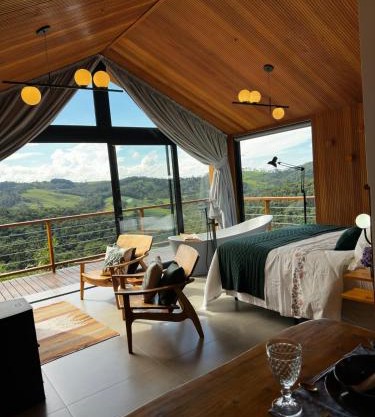 Cabana Nórdica com Maravilhosa Vista da Serra