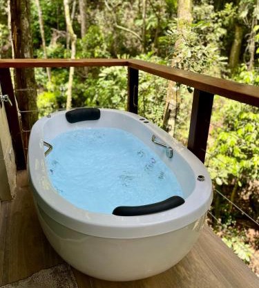 Cabanas Cantareira - Araucária