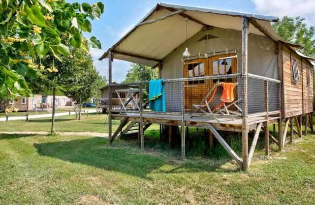 Cabane 4 étoiles - Piscine - ccbbgeg
