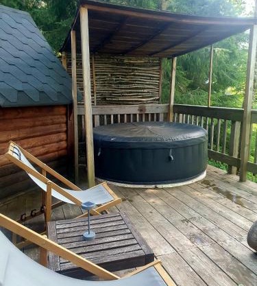 Cabanes et Spa du Puy Mary