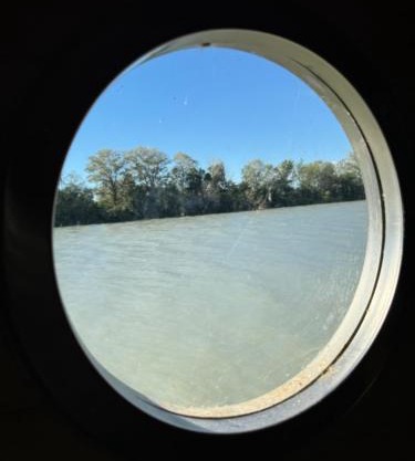 Cabanon au bord du petit Rhône
