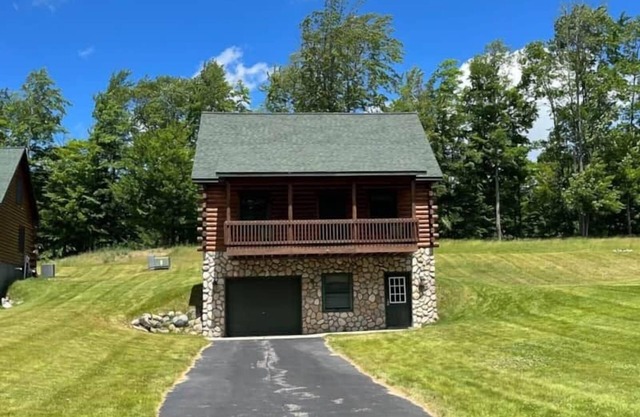 Cabin 2340 - Comfortable Log Cabin within Private Resort