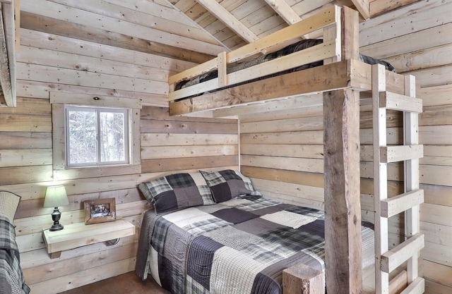 Cabin #3 centrally located to beaches, golfing and the Confederation Trail!