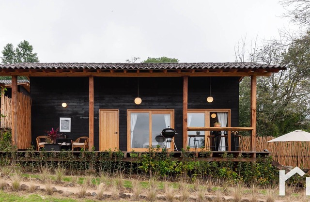 Cabin 4 "El Aile": In the forest near Valle
