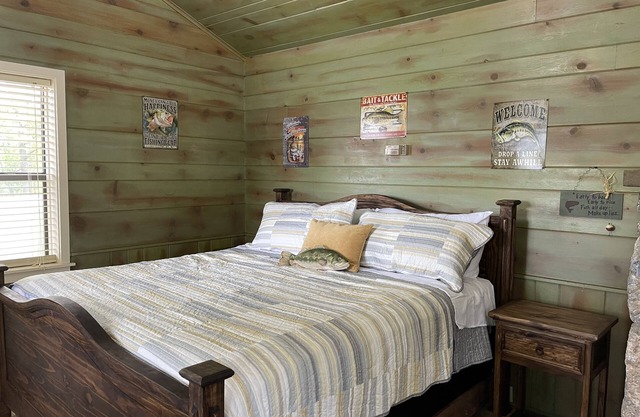 Cabin Four on Stony Point