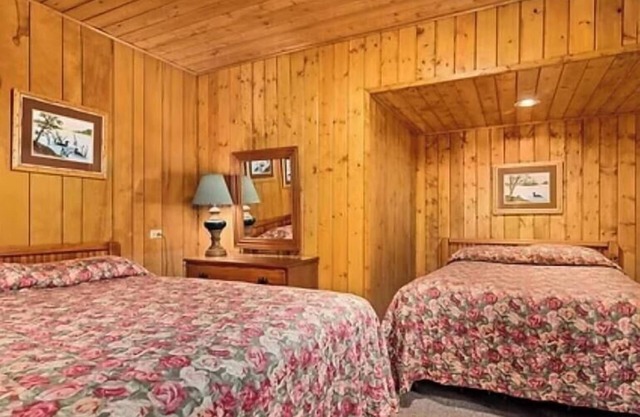 Cabin 5 at Heaths Resort