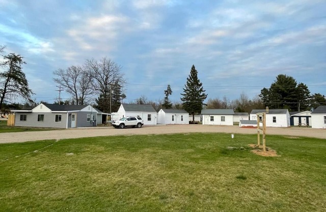 Cabin 5 - Michigan