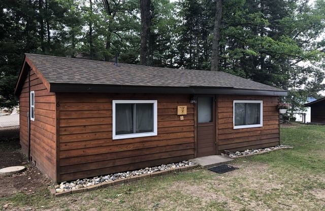 Cabina 6 en Fife Lake - Precios especiales de fútbol