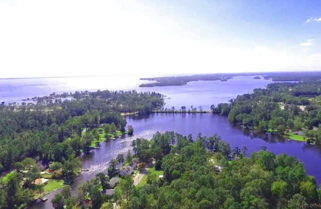 Cabin Cove on Lake Marion