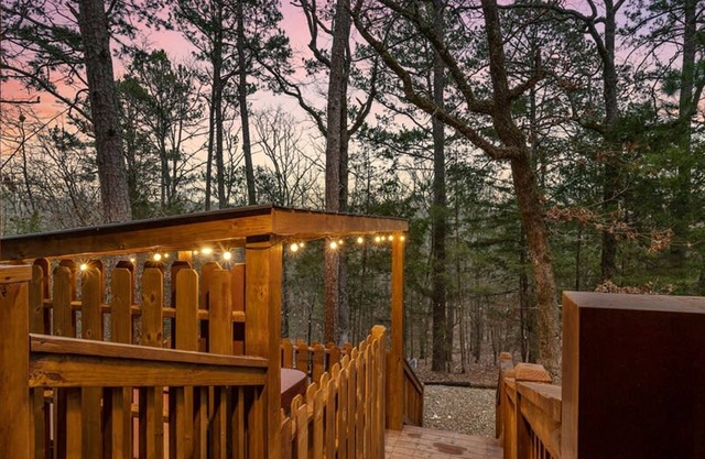 Cabin Creek Fire Pit Hot Tub