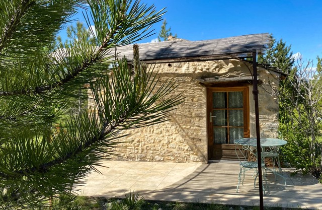Cabaña-Baño con bañera-Cabane en pierre